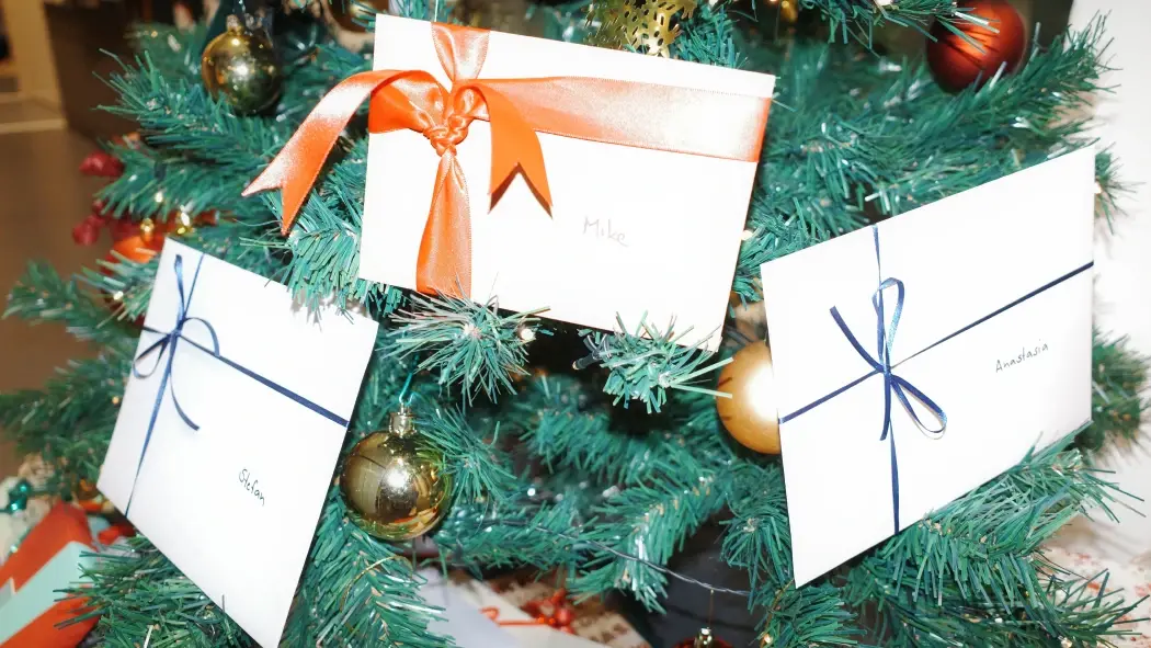 Weihnachtsbaum mit Briefe